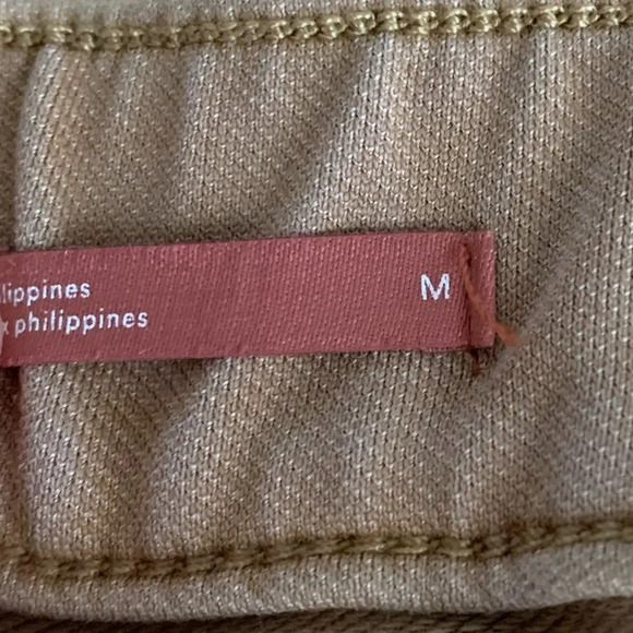 PILCRO by ANTHROPOLOGIE The Hiker Utility Leggings in Khaki - Picture 10 of 15